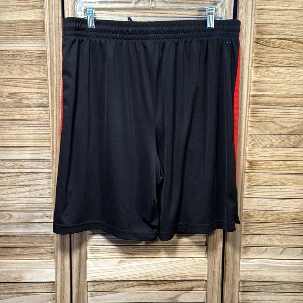 Tek Gear Shorts Black and Red Athletic Lightweight Mesh Size XL - Picture 6 of 8